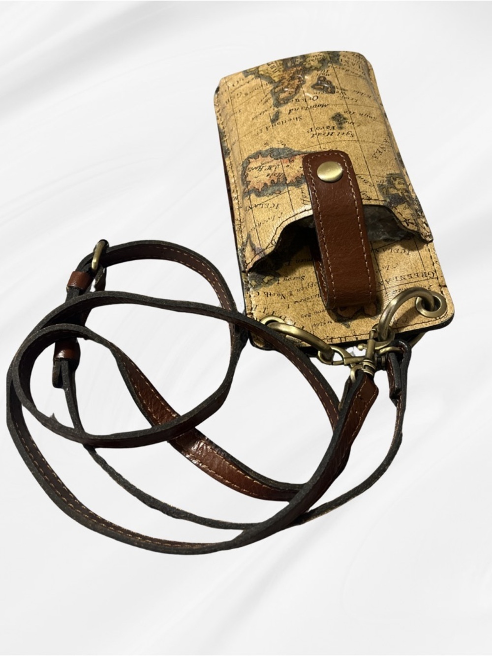 Patricia Nash Farleigh
Leather Phone Crossbody Wallet - European Map